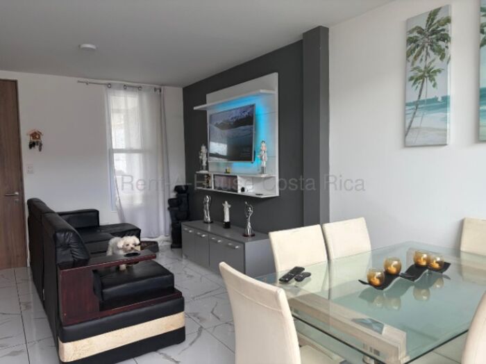 Se vende casa en Ulloa Heredia 26-1989 en Ulloa, Heredia — ₡ 89 500 000