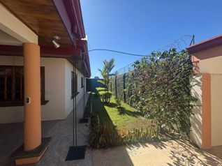 Venta de propiedad uso mixto en Santa Bárbara de Heredia en Santa Bárbara, Heredia — $380,000 - Foto 4 de 32