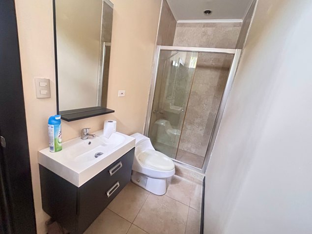 Venta de casa en Pinares, Curridabat in Curridabat, San José — $390,000 - Photo 3 of 19