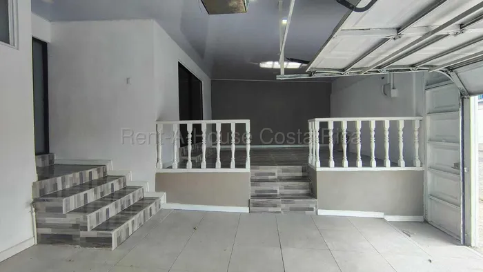 HOUSE FOR SALE IN SANTA LUCÍA DE BARVA HEREDIA in Santa Lucía, Barva, Heredia — ₡ 101 000 000 - Photo 2 of 12