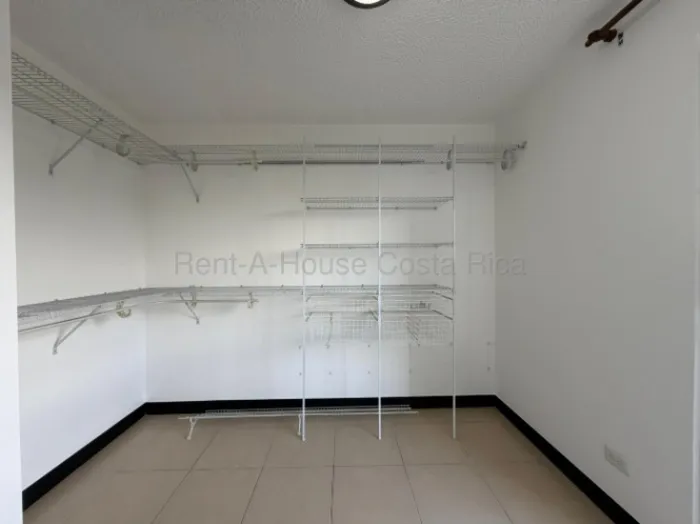 Venta apartamento en planta baja ideal para inversión #26-1511 GS in San Rafael, Alajuela — $115,000 - Photo 2 of 9