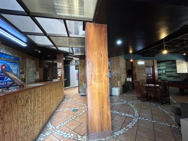 Se vende hotel en Alajuela Centro 25-180 en Alajuela — $1,600,000