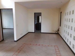 CASA MUY AMPLIA EN SANTO DOMINGO CENTRO, HEREDIA. en Santo Domingo, Heredia — $358,000 - Foto 5 de 17