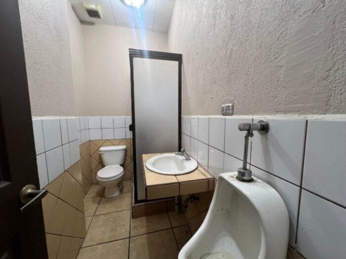 Edificio comercial en venta en Heredia ideal para restaurante y eventos #26-745 GS in Mercedes, Heredia — $1,700,000