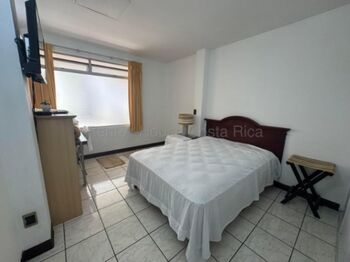 Venta de Hotel en Montes de Oca. in San Pedro, Montes De Oca, San José — $1,900,000 - Photo 5 of 13