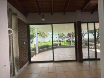 CASA EN VENTA, SAN RAFAEL DE ESCAZÚ, $420.000 COD#25-1210 in San Rafael, Escazú, San José — $420,000 - Photo 5 of 11