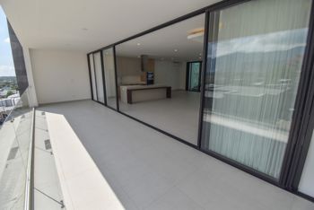 Casa de 4 Habitaciones  en Santa Ana in Pozos, Santa Ana, San José — $4,000 - Photo 2 of 36