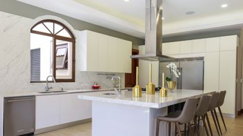 Residencia de Lujo en Monterán – Elegancia, Exclusividad y Confort in Curridabat, San José — $2,650,000 - Photo 5 of 36
