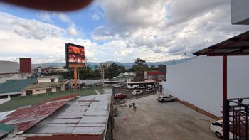 Se alquila Oficina, en una excelente ubicación en San Pedro 4 in San Pedro, Montes De Oca, San José — $1,200 - Photo 5 of 10