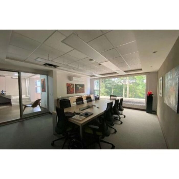 VENTA DE EDIFICO DE OFICINAS, SAN JOSE, PAVAS  in Pavas, San José — $850,000