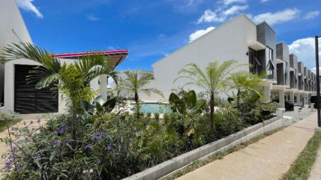 Alquiler de Casa para Estrenar en Santa Ana, San José. en Santa Ana, San José — $2,000