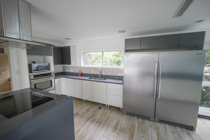 Penthouse de 3 Habitaciones + Oficina en Jaboncillos de Escazú en San Rafael, Escazú, San José — $930,000 - Foto 3 de 29