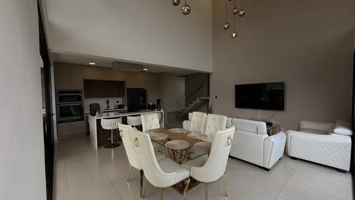 Se Vende! Casa en Condominio | Santa Ana, San José | Precio $650.000 in Pozos, Santa Ana, San José — $650,000 - Photo 3 of 17