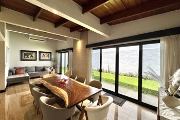 Venta de casa remodelada de un piso en Escazú in San Rafael, Escazú, San José — $425,000 - Photo 5 of 32