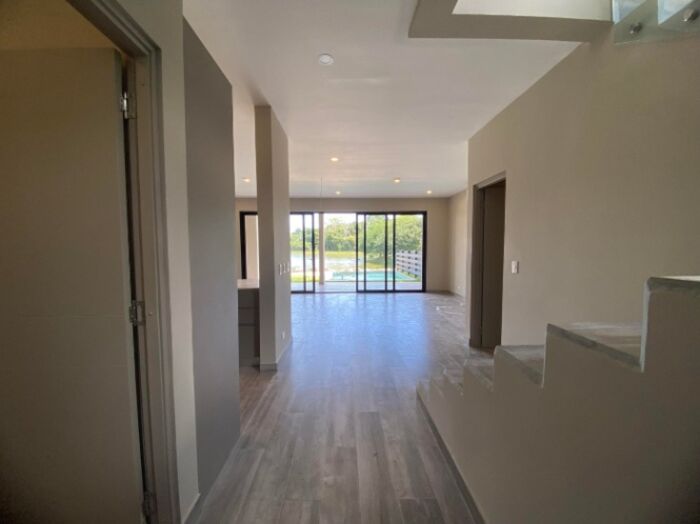 Venta de Townhouses con Piscina en Garabito-Jacó, Puntarenas. en Jacó, Garabito, Puntarenas — $480,000