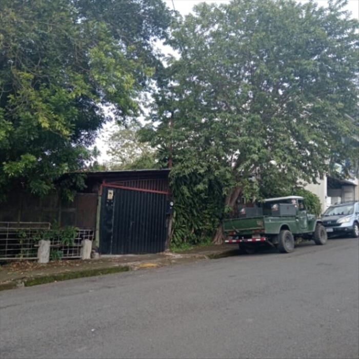 SE VENDEN BELLA CASA Y 2 APARTAMENTOS EN PALMARES, ALAJUELA.  en Palmares, Alajuela — ₡ 40 000 000