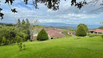 Venta de Casa en Cabuyal de Poás, Alajuela. RAH 27-135