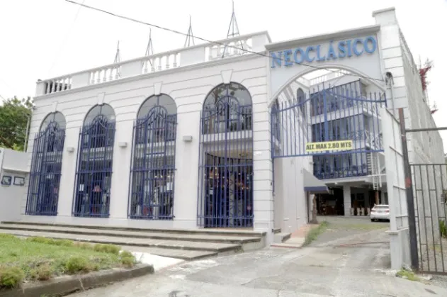 Venta de Magnifico Edificio en Escazú / OFC in Escazú, San José — $2,200,000