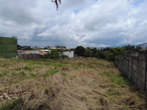 MLS-24-355 VENTA LOTE ALAJUELA CENTRO CONTACTENOS AL # 88987222 en Alajuela — $710,000
