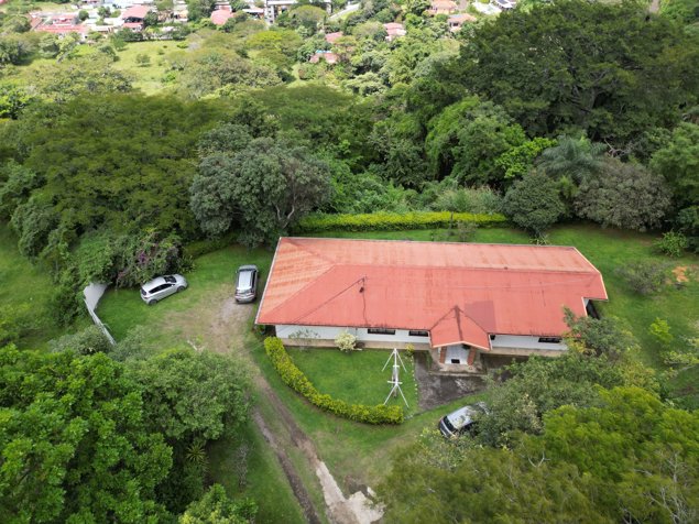 Casa en venta Santa Ana Piedades 2650m2 in Piedades, Santa Ana, San José — $380,000 - Photo 2 of 25