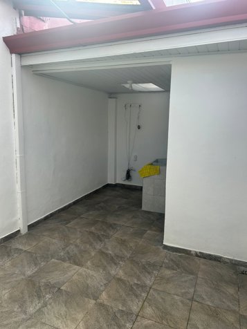 VENTA DE CASA, SAN JOSÉ, GUADALUPE, EL CARMEN, URB.BERNARDO IGLESIAS. en Guadalupe, Goicoechea, San José — ₡ 90 000 000
