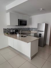 ALQUILER APARTAMENTO EN TORRE CONDOMINIO TIBAS CINCO ESQUINAS in Cinco Esquinas, Tibás, San José — $1,150 - Photo 2 of 11