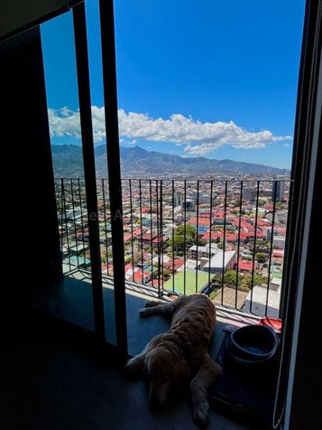 Alquiler de Apartamento en Barrio Escalante. RAH 26-1708 en Carmen, San José — $1,300