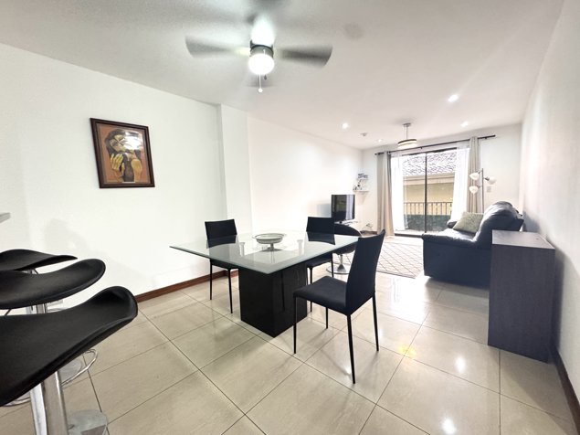 Alquiler de Apartamento amueblado en Pozos de Santa Ana en Pozos, Santa Ana, San José — $1,500
