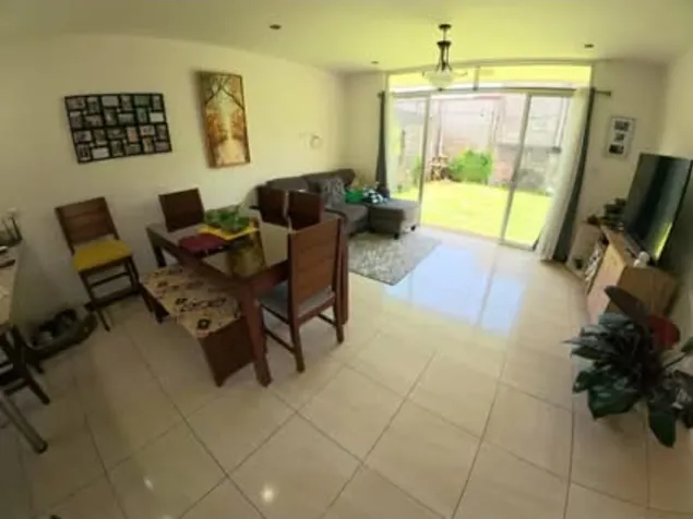 Venta Casa, Condominio Vivendis, Moravia, San Jose en San Vicente, Moravia, San José — ₡ 100 000 000 - Foto 2 de 10