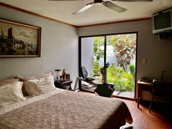 Casa con Amplio Jardín y Terraza en Escazú #25-1835 GS en San Rafael, Escazú, San José — $800,000 - Foto 5 de 13
