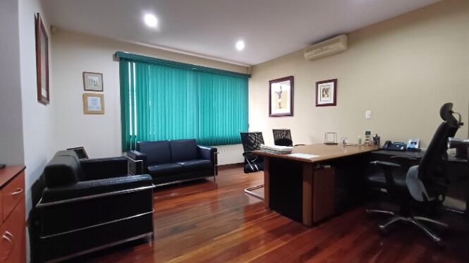 Venta de Local Comercial en Los Yoses, San José. RAH 25-2028 en Catedral, San José — $450,000