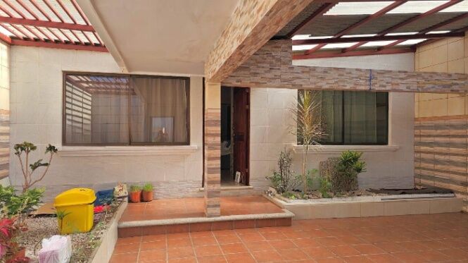 Venta de Casa en Goicoechea, San José. RAH 25-1586 en Mata de Plátano, Goicoechea, San José — ₡ 75 000 000