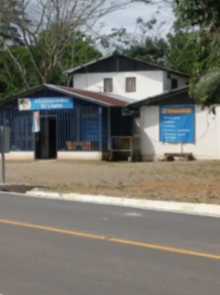 Mixed-use property for sale: commercial space + residence in a high-traffic area – Valle de la Estrella in Valle La Estrella, Limón — ₡ 400 000
