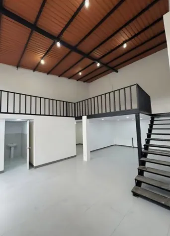 ALQUILER DE LOCAL COMERCIAL, SAN JOSE, ESCAZU, CENTRO en Escazú, San José — ₡ 1 550 000 - Foto 2 de 6