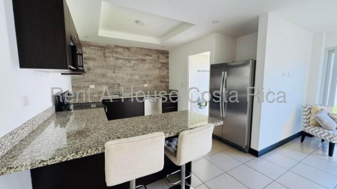 MLS-26-1468 LS ALQUILER HERMOSA CASA SAN RAFAEL ESCAZU en San Rafael, Escazú, San José — $1,900