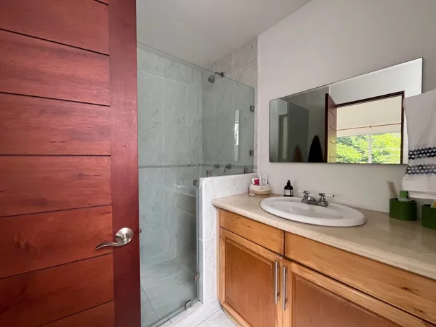 Venta de apartamento tipo loft con techos altos y terraza #26-718 GS en Santa Ana, San José — $222,000 - Foto 2 de 12