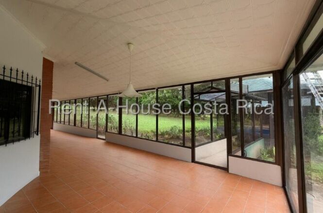 Venta de Casa en San Rafael-Angeles, Heredia. RAH 26-1457 en Ángeles, San Rafael, Heredia — $726,000