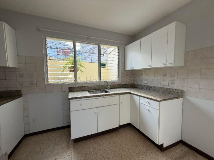 Alquiler de Casa en Mata Redonda 26-1593 in Mata Redonda, San José — $1,500