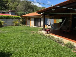 Hermosa casa amueblada de tres habitaciones  en San Miguel de Naranjo en San Miguel, Naranjo, Alajuela — $1,650 - Foto 5 de 32