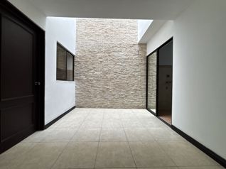 VENTA DE 2 CASAS EN CONDOMINIO EN TREJOS MONTEALEGRE, ESCAZÚ en San Rafael, Escazú, San José — $400,000 - Foto 4 de 21