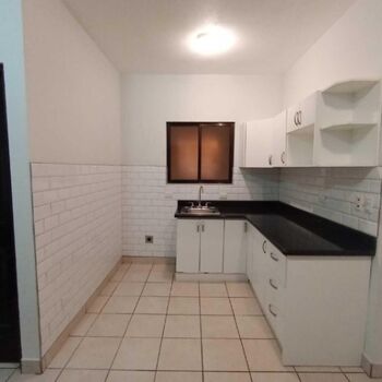 VENTA DE APARTAMENTO EN ZONA PRIVILEGIADA DE LA TRINIDAD DE MORAVIA. en La Trinidad, Moravia, San José — 45 000 000 ₡ - Foto 4 de 12