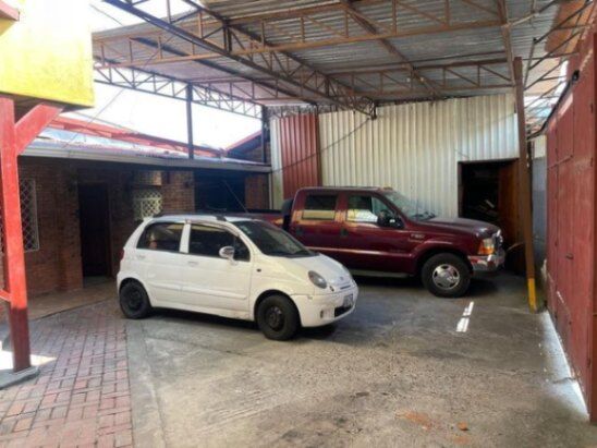Venta de Local y Apartamento en La Unión, Cartago. RAH 24-1449 en San Diego, La Unión, Cartago — $200,000