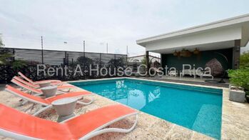 Alquiler de Casa en San Antonio de Escazú.  in San Antonio, Escazú, San José — $1,700 - Photo 5 of 20