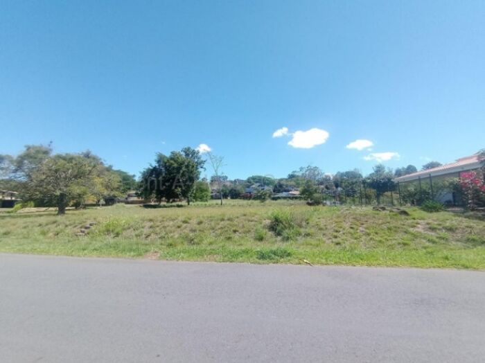 Venta de Espectacular Lote en Hacienda Los Reyes, en La Guácima de Alajuela. RAH 26-1858  in Guácima, Alajuela — ₡ 135 500 000