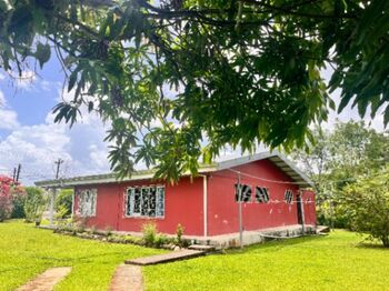 ¡Oportunidad! ¡Hermosa Casa Amplia con Grandes Zonas Verdes y Mucho Espacio! en Florencia, San Carlos, Alajuela — 95 000 000 ₡ - Foto 4 de 8