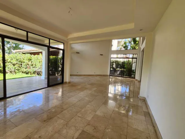 Bargain rental in Valles del Sol $3500 in Santa Ana, San José — $3,500 - Photo 2 of 20