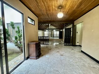 Venta de casa en Curridabat, Pinares - Uso mixto en Sánchez, Curridabat, San José — $1,300,000 - Foto 3 de 27