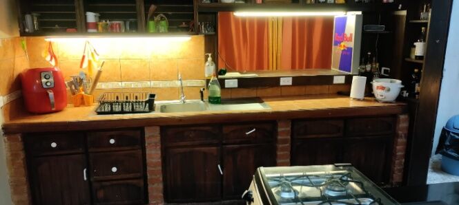 SE VENDE BELLA CASA Y APARTAMENTO EN ESCAZÚ.  en San Rafael, Escazú, San José — $320,000
