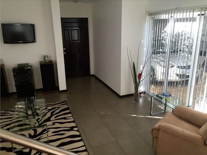 VENTA DE CASA, HEREDIA, SAN PABLO, CONDOMINIO PUEBLA REAL in San Pablo, Heredia — $290,000