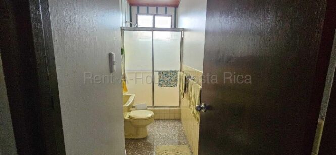 Venta casa amplia con lote 3404m² y apartamento independiente $670,000 #26-1827 GS en San Ramón, La Unión, Cartago — $670,000